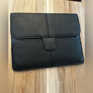 Targus Leather Slip Case for IPad